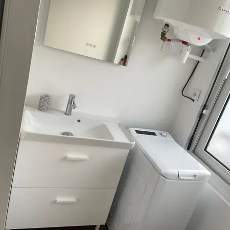 T2 - 202 - Hyper Centre - Integralement Renove - Toutes Commodites A Pied *