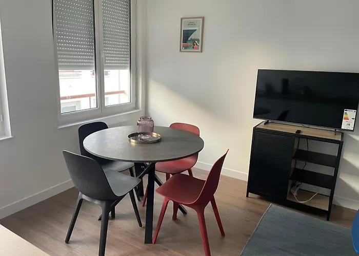 T2 - 202 - Hyper Centre - Integralement Renove - Toutes Commodites A Pied شقة *