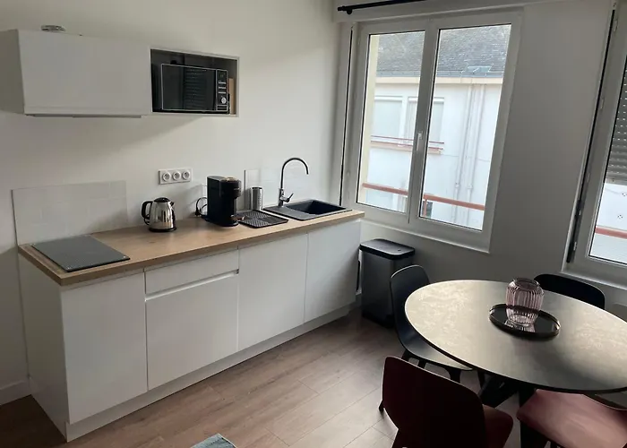 T2 - 202 - Hyper Centre - Integralement Renove - Toutes Commodites A Pied דירה