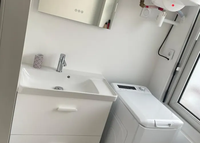 T2 - 202 - Hyper Centre - Integralement Renove - Toutes Commodites A Pied *